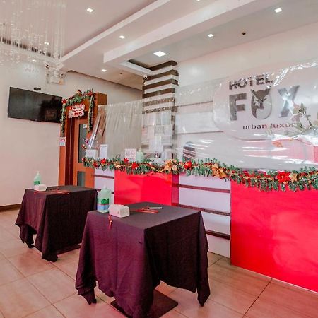 Oyo 637 Fox Hotel Quezon City Bagian luar foto